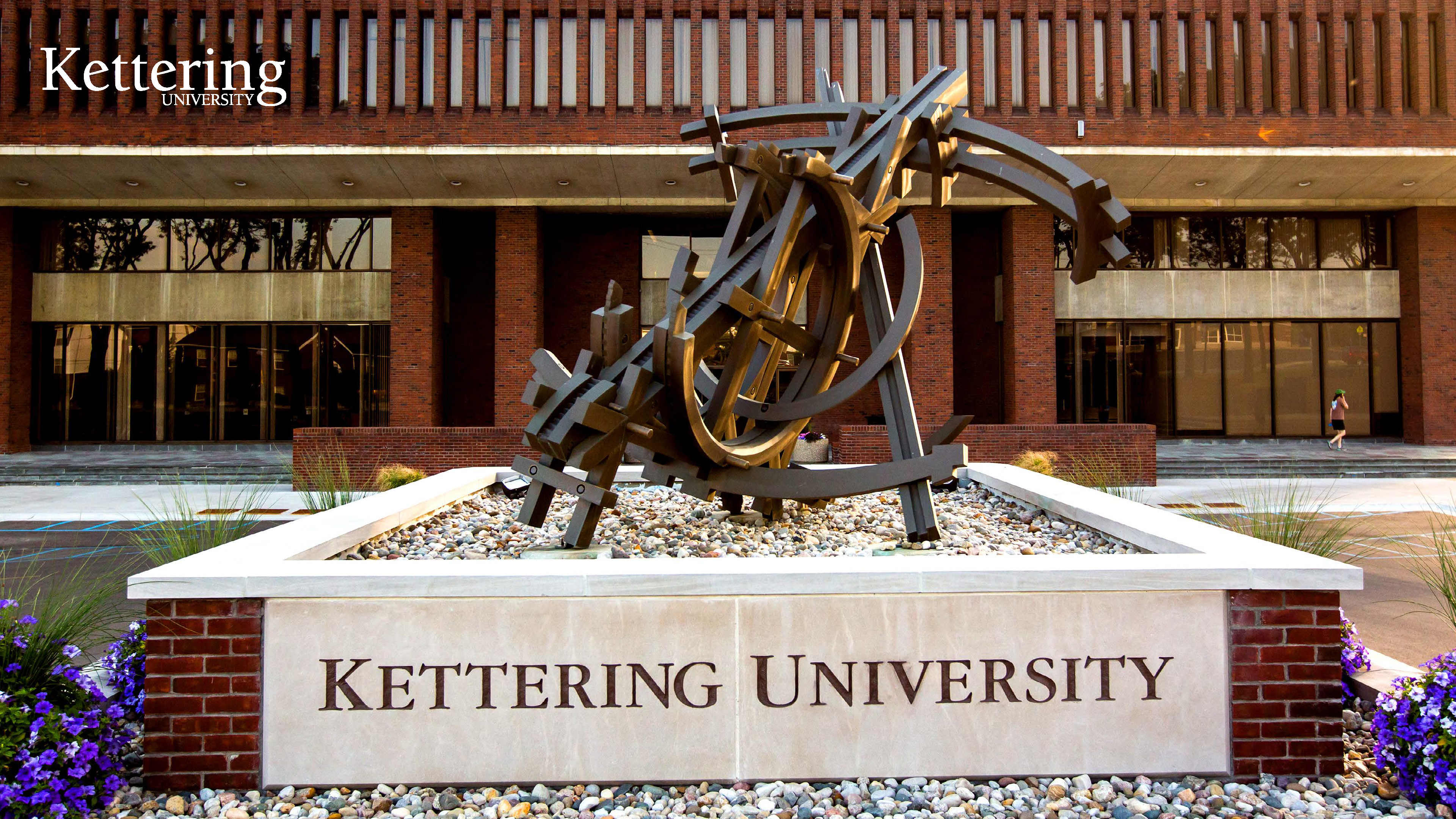 desktop kettering campus center outside