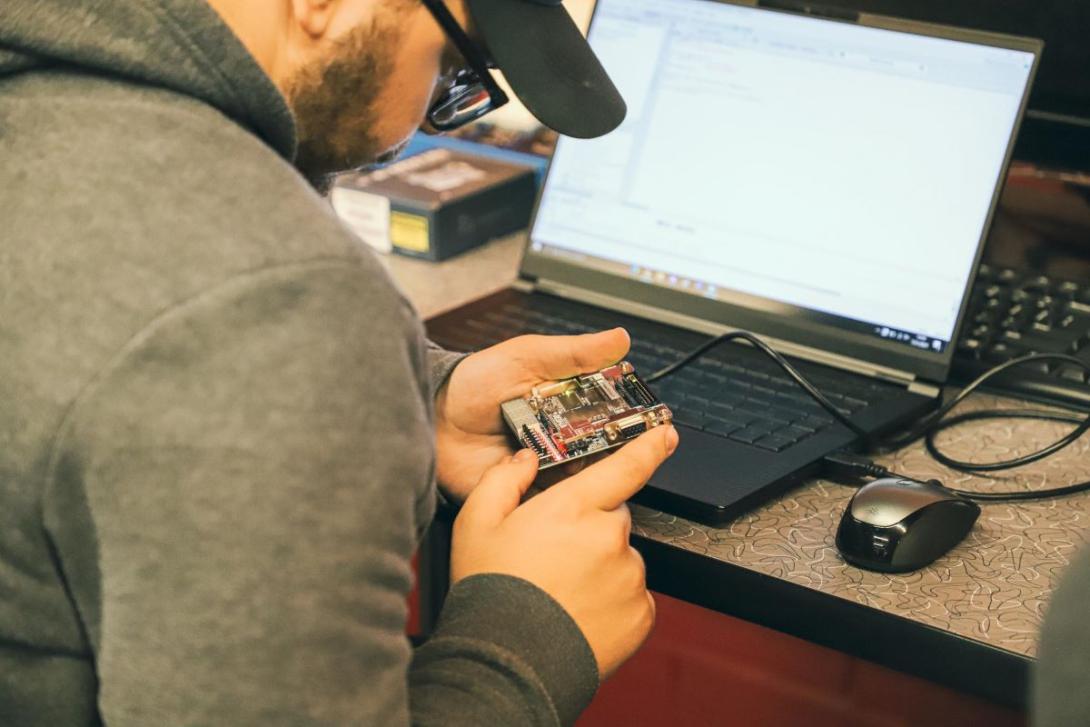 Students works in Connected Systems Lab