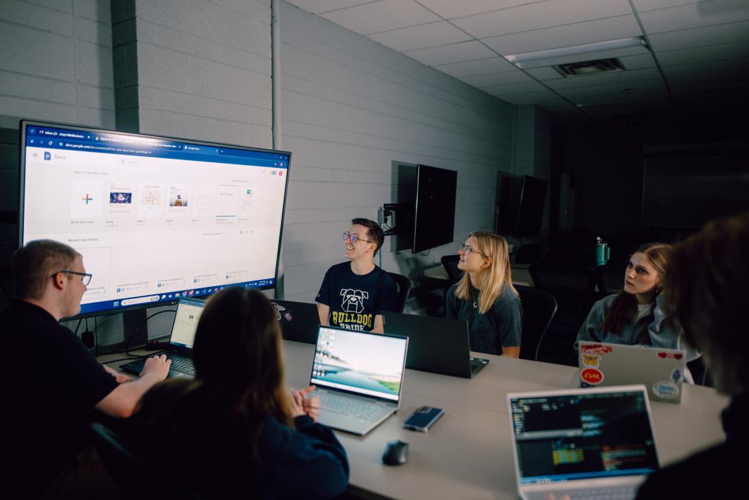 students in computer science classroom